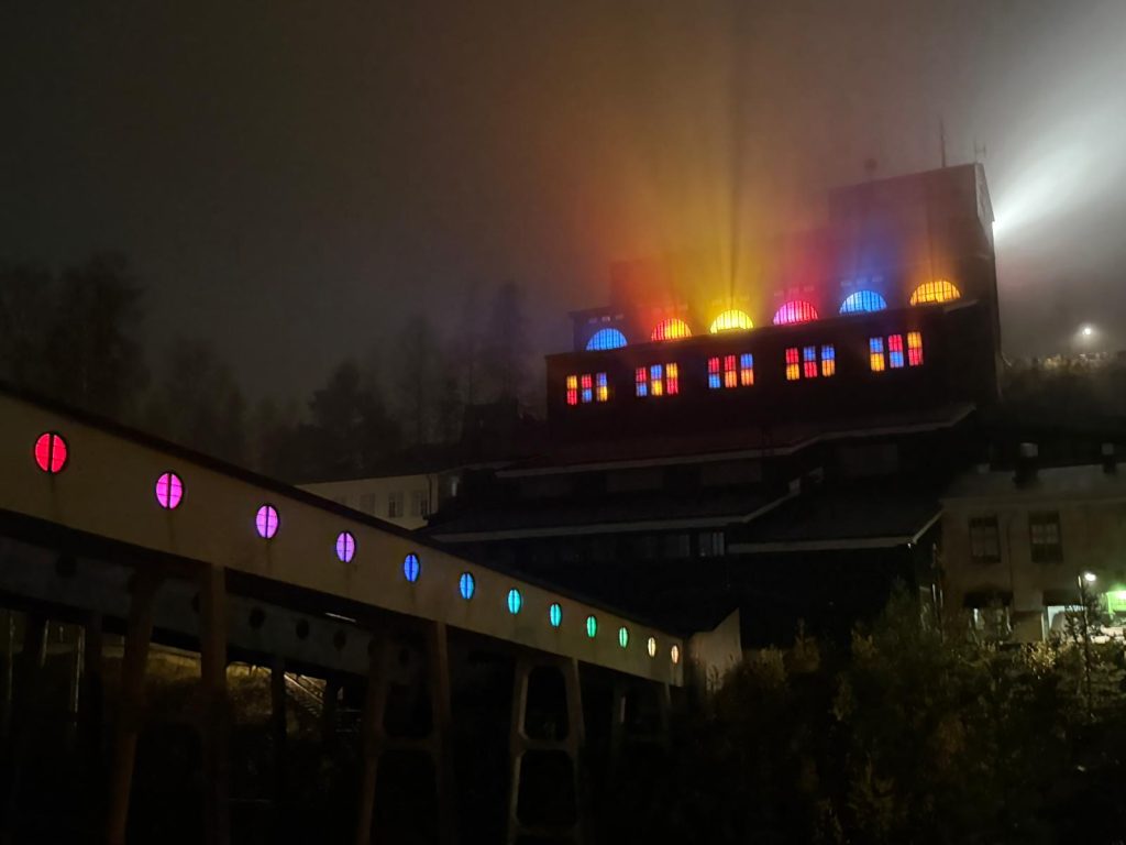 Rakastettua Valoa 2.0, OutoValo 2025