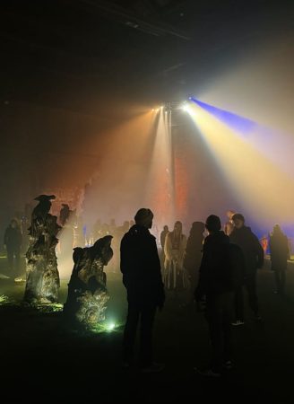 Maan Taju -veistosmaailma, OutoValo 2025