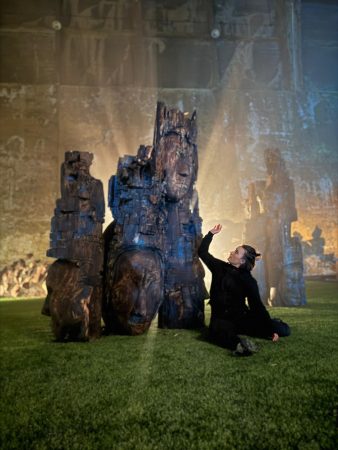 Maan Taju -veistosmaailma, OutoValo 2025