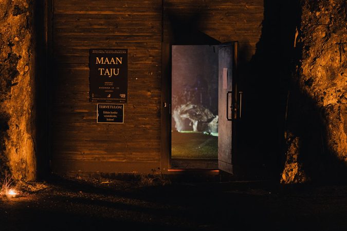 Maan Taju -veistosmaailma, OutoValo 2025